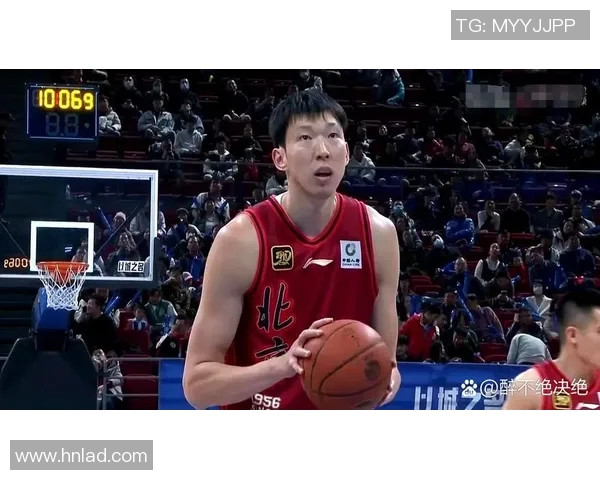 周琦在国际赛场的崛起与挑战：从青年才俊到篮球巨星的成长之路