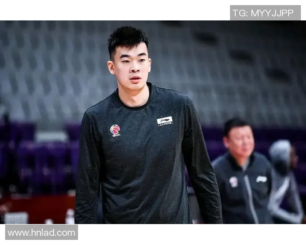 李慕豪:从篮球新星到职业生涯巅峰的奋斗历程与启示 李慕豪:从篮球新星到职业生涯巅峰的奋斗历程与启示