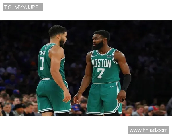 杰伦布朗的篮球之路：从新星到NBA巨星的成长历程与挑战